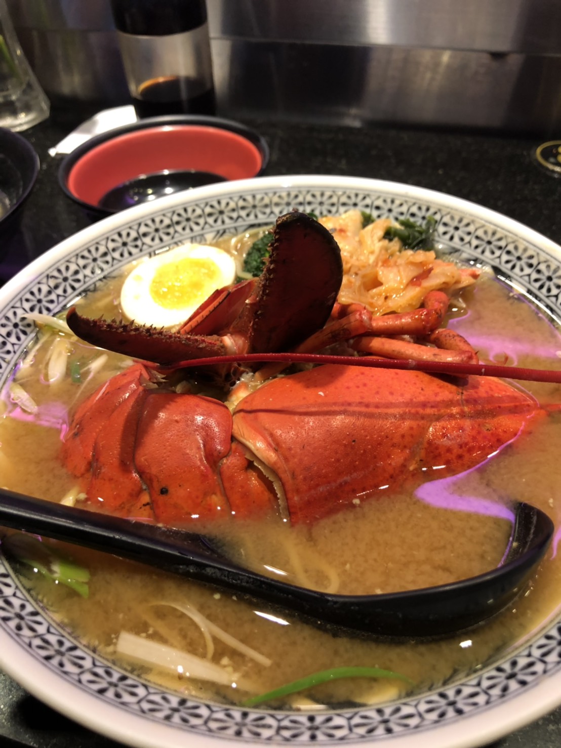 《台北車站，三多屋爸爸嘴》人氣日式料理，推平價龍蝦海鮮麵